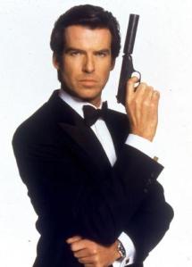 f Pierce Brosnan as James Bond (007) in GoldenEye.